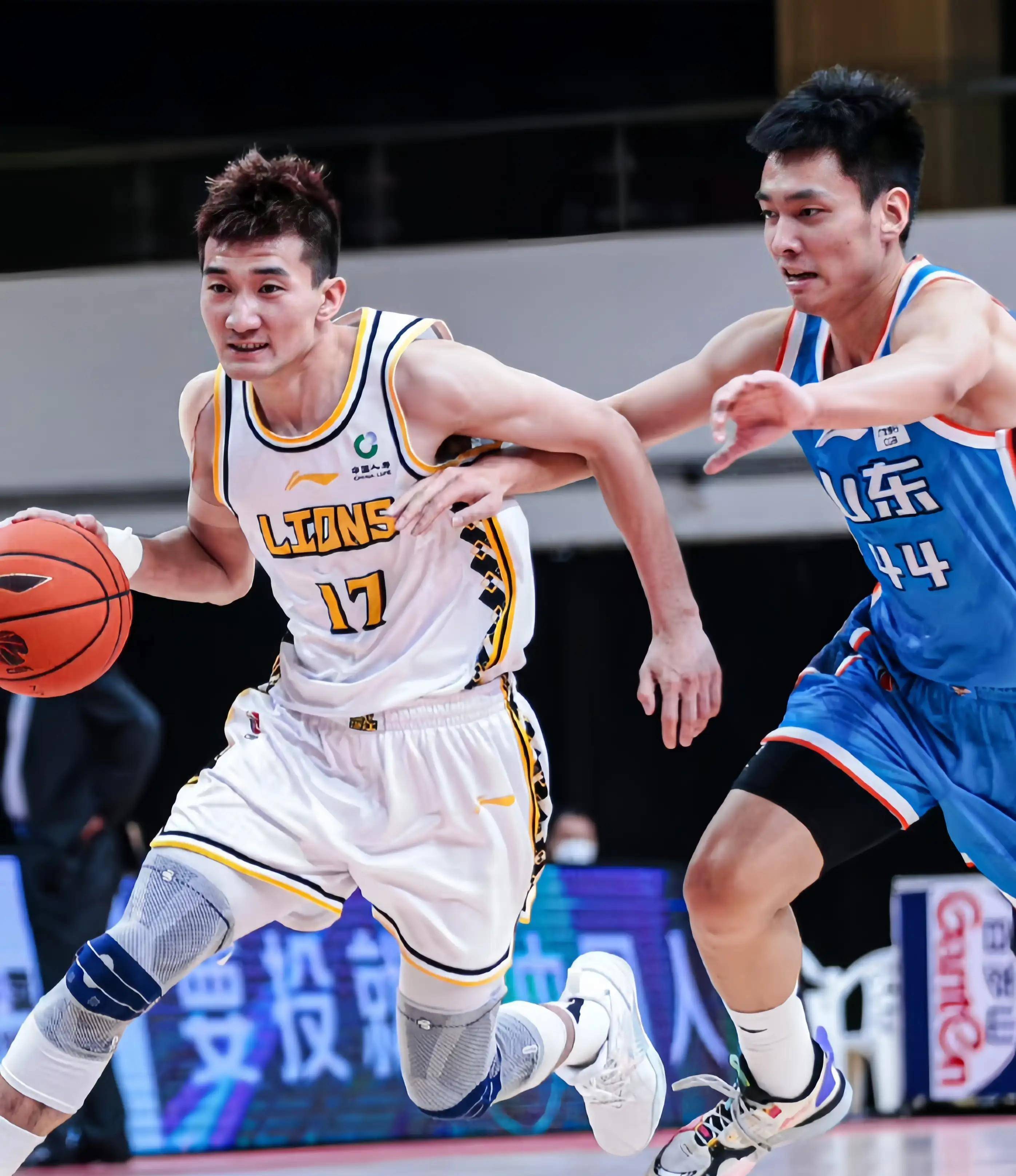 伤缺阵时 伤缺阵时